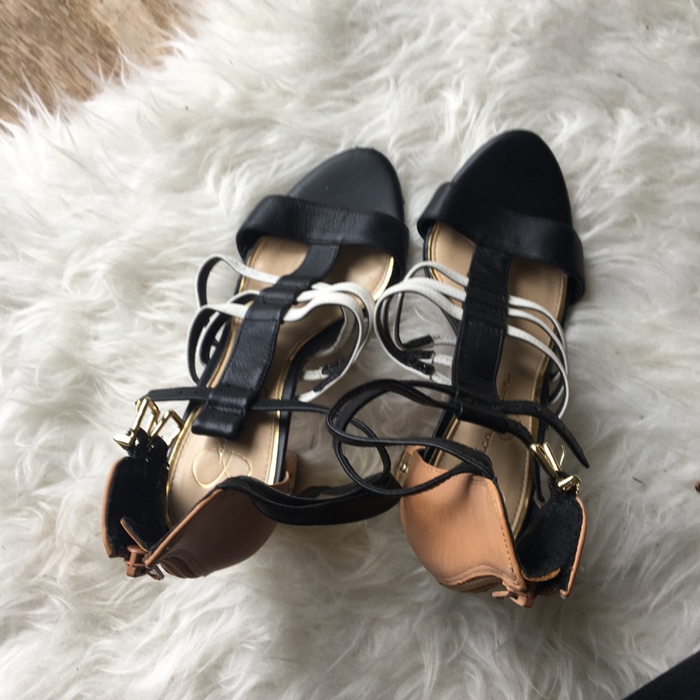 Jessica Simpson Creme And Gold Heels | Size 7.5 - Picture 6 of 8